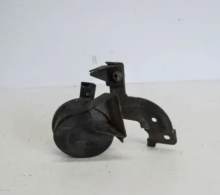 Audi A8 S8 D3 4E Horn signal 4E0951221B