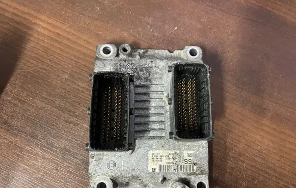 Opel Meriva A Engine control unit/module 55352622 0261208253