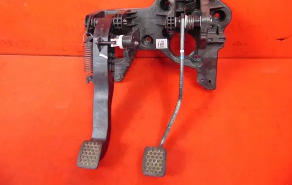 Opel Karl Brake pedal 42388890 GK2