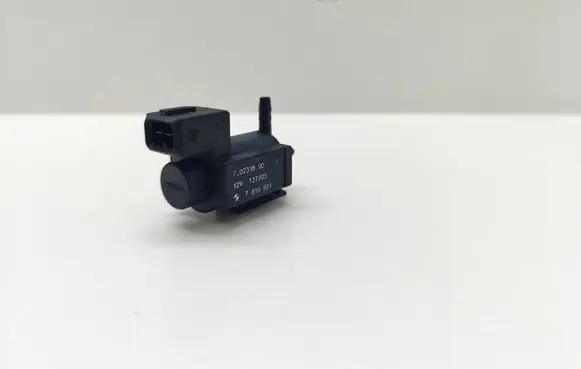 BMW 7 F01 F02 F03 F04 Turbo solenoid valve 70231800 7810831