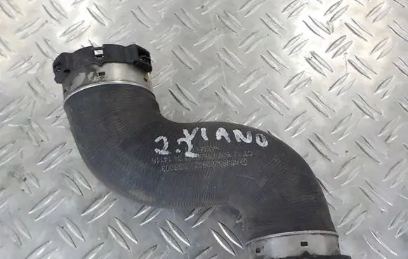 Mercedes-Benz Vito Viano W639 Intercooler hose/pipe A6395282982