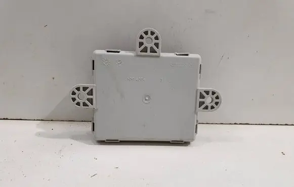 Volvo V40 Door control unit/module 31343044 AV6N14C237BB AV6N14C108AE