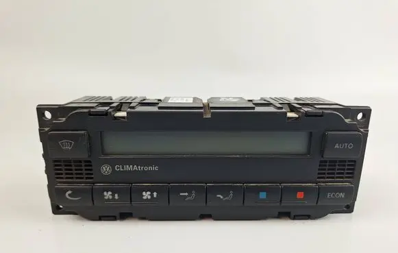 Volkswagen PASSAT B5 Climate control unit 3B1907044K