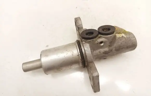 Volkswagen PASSAT B5.5 Master brake cylinder 