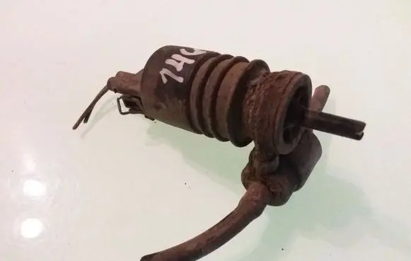 Volkswagen Sharan Windscreen/windshield washer pump