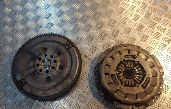 BMW 3 E90 E91 Clutch set kit