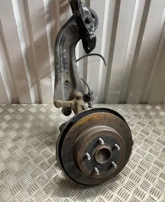 Toyota C-HR I Rear wheel hub spindle/knuckle 