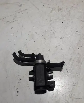 Audi A2 Turbo solenoid valve 1H0906627