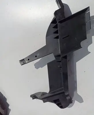 BMW X3 E83 Headlight/headlamp mounting bracket 1301073024