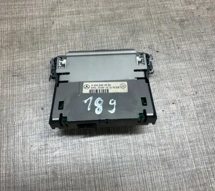 Mercedes-Benz C W203 Other relay A2035450332 2338000011