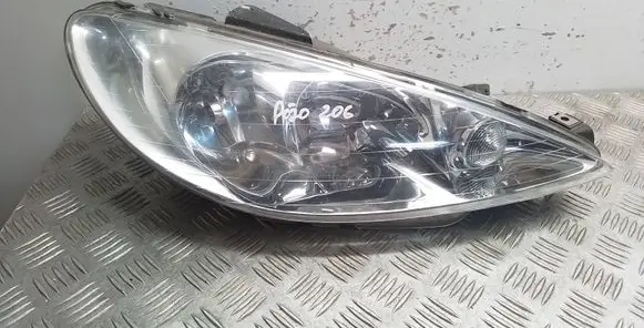 Peugeot 206 Headlight/headlamp 9628666780 89001770 30082002
