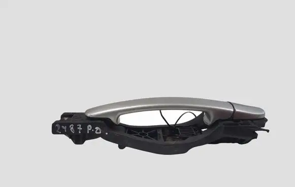 Skoda Octavia Mk2 (1Z) Front door exterior handle