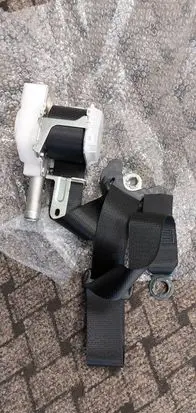 Toyota Prius (XW50) Front seatbelt 7322047221