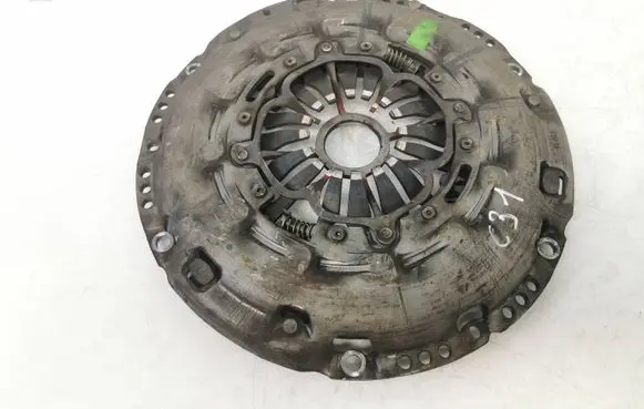 Toyota Avensis T250 Pressure plate 3121005071