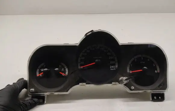 Dodge Nitro Speedometer (instrument cluster) 56044825AI
