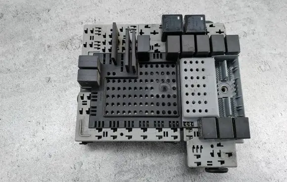 Volvo V70 Fuse box set 86451708645171