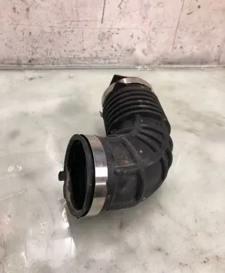 Nissan Qashqai J12 Intercooler hose/pipe