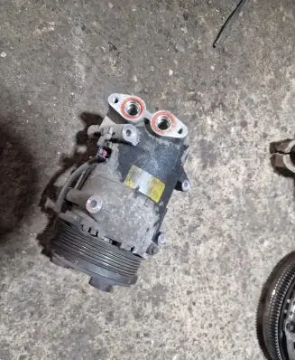 Ford Focus Air conditioning (A/C) compressor (pump)