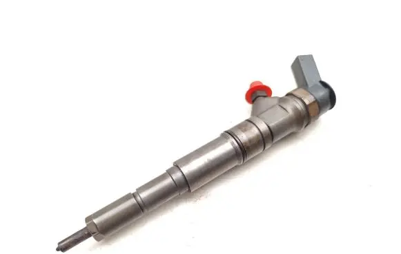 BMW X3 E83 Fuel injector 7793836 0445110216