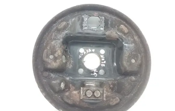 Nissan Note (E11) Rear brake disc plate dust cover 