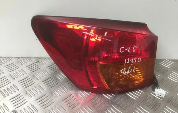 Lexus IS 220D-250-350 Rear/tail lights