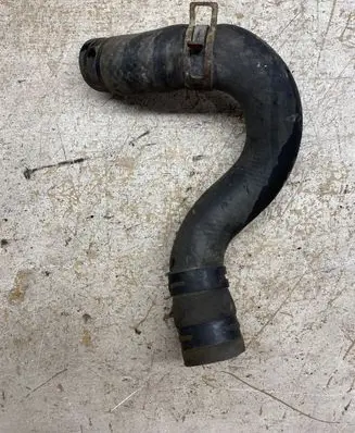 Hyundai Santa Fe Engine coolant pipe/hose