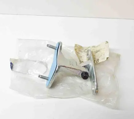 Mercedes-Benz GL X166 Front door upper hinge A1667200237