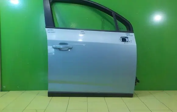 Chevrolet Orlando Front door PRZOD PRAWE