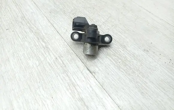 Volvo V70 Crankshaft speed sensor 30637803