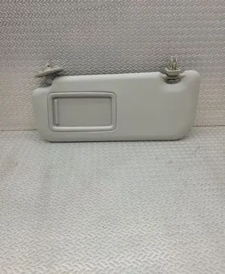 Toyota Yaris XP210 Sun visor