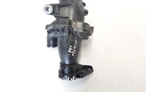 Coolant pipe/hose