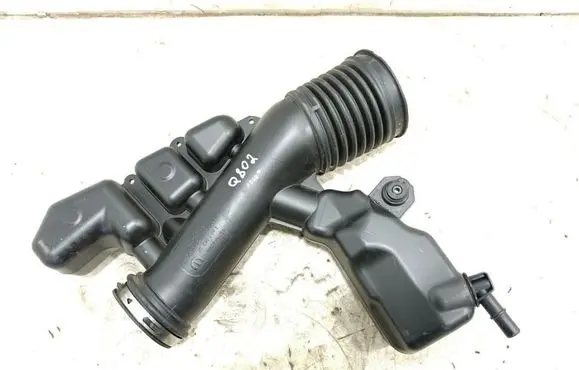 Air intake hose/pipe