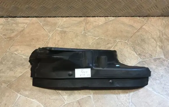 BMW 5 F10 F11 Heat shield in engine bay 7211464