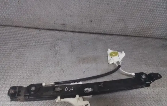 Seat Altea XL Rear window lifting mechanism without motor