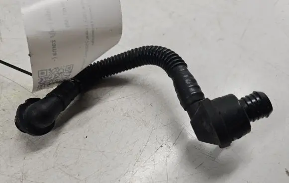 Audi A4 S4 B6 8E 8H Vacuum line/pipe/hose 8E0611933