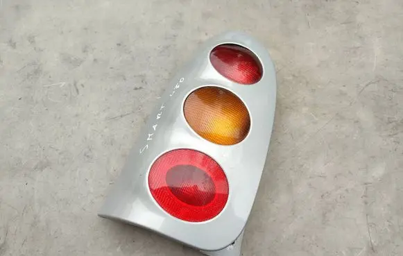 Smart ForTwo I Rear/tail lights 253031L 253041L 0001959