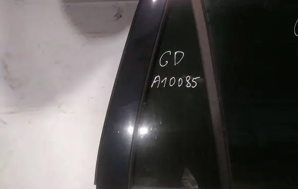 Volvo XC90 Rear vent window glass as3