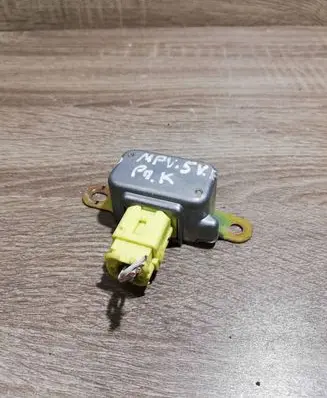 Mazda MPV Airbag deployment crash/impact sensor LC6257KC0B 2J09A