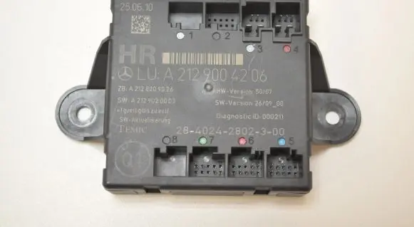 Mercedes-Benz E W212 Door control unit/module A2129004206 A2128209026
