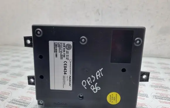 Volkswagen PASSAT B6 Bluetooth control unit module 1K8035730