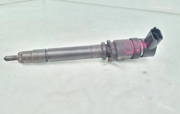 Volvo S60 Fuel injector 0445110078 8658352