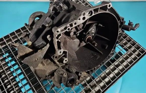 Peugeot 308 Manual 5 speed gearbox 20DM75 IMPRK1549735