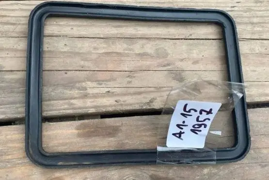 Mercedes-Benz W123 Fuse box set
