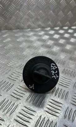 Honda CR-V Spare wheel bolt GF30