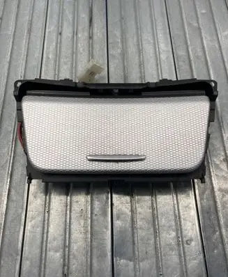 BMW 3 E90 E91 Ashtray (front) 7078571 100000404