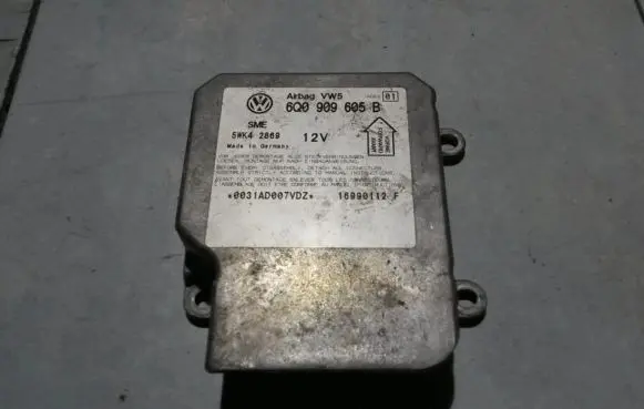 Volkswagen PASSAT B5.5 Airbag control unit/module 6Q0909605B 5WK42869
