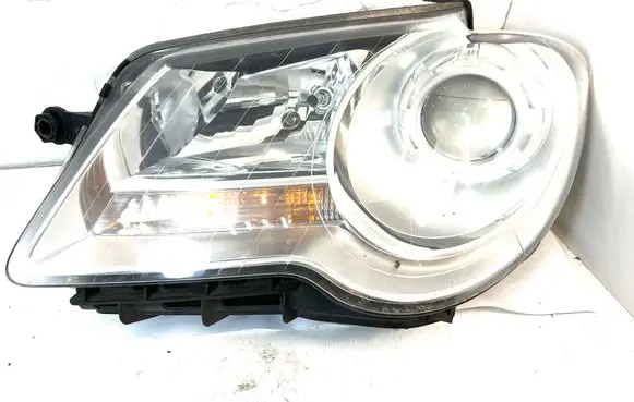 Volkswagen Touran I Headlight/headlamp 0301233601 1T2941005B