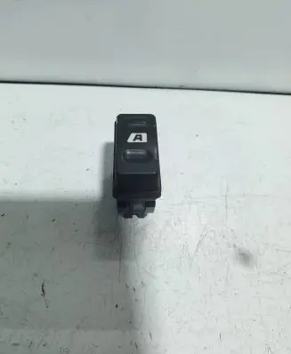 Citroen Xsara Picasso Electric window control switch 22681