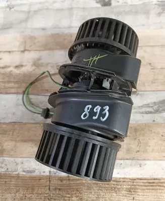 Chrysler Pacifica Heater fan/blower 790836L