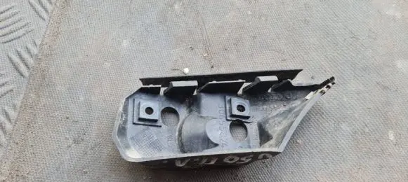 Volvo V50 Front bumper mounting bracket 30655874